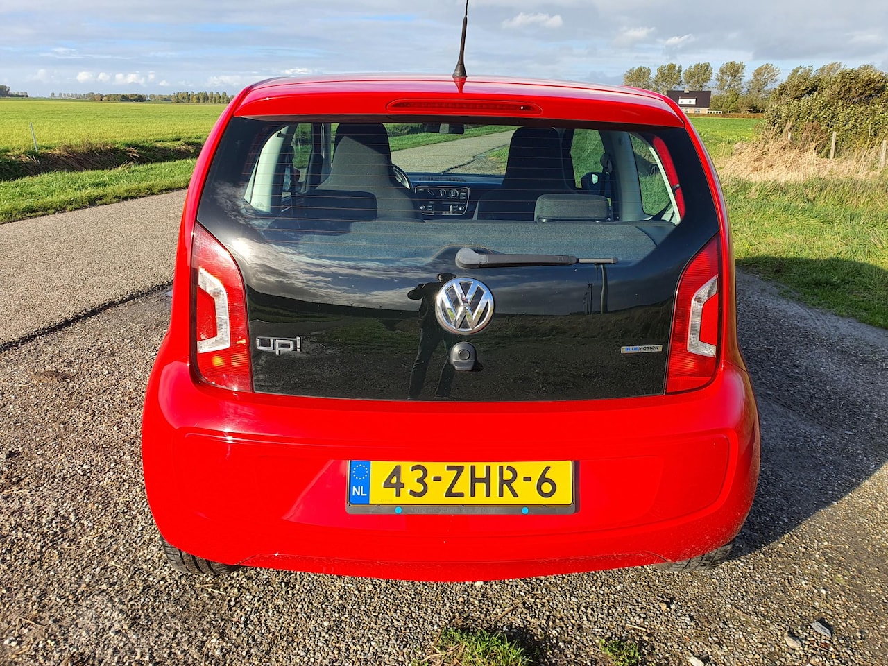 Volkswagen Up! - 1.0 high up! BlueMotion Airco/ Elektrische ramen