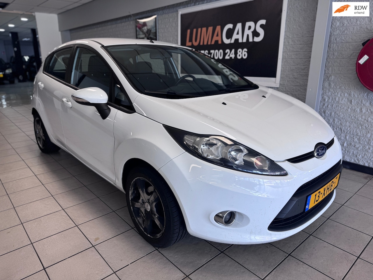 Ford Fiesta - 1.6 TDCi ECOnetic Lease Trend | 5-deurs | Airco - AutoWereld.nl