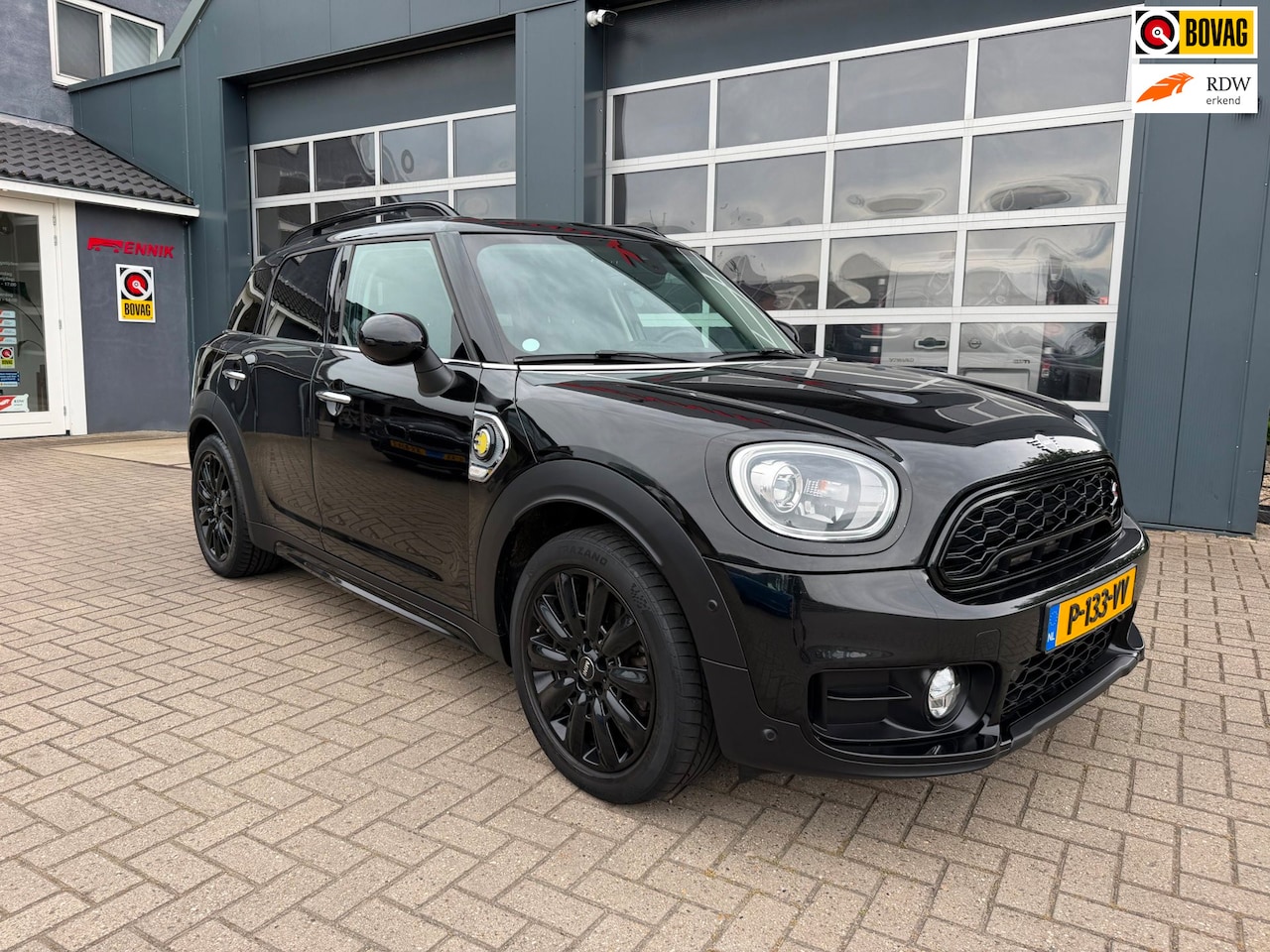 MINI Countryman - 1.5 Cooper S E ALL4 Chili PHEV - AutoWereld.nl