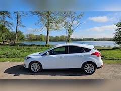 Ford Focus - 1.0 Titanium Winterpakket