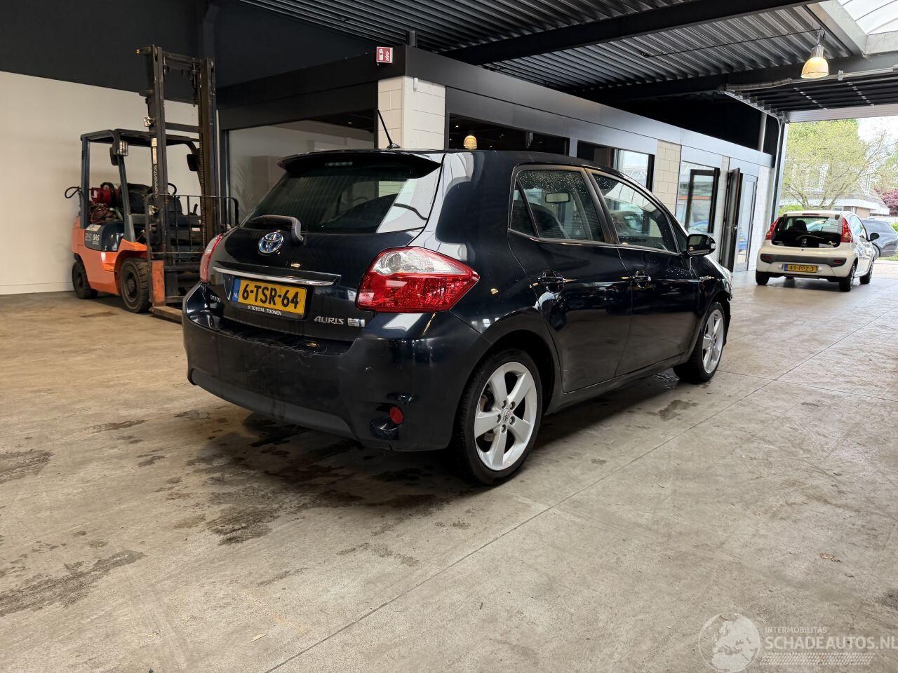 Toyota Auris - 1.8 Full Hybrid Dynamic 1.8 Full Hybrid Dynamic