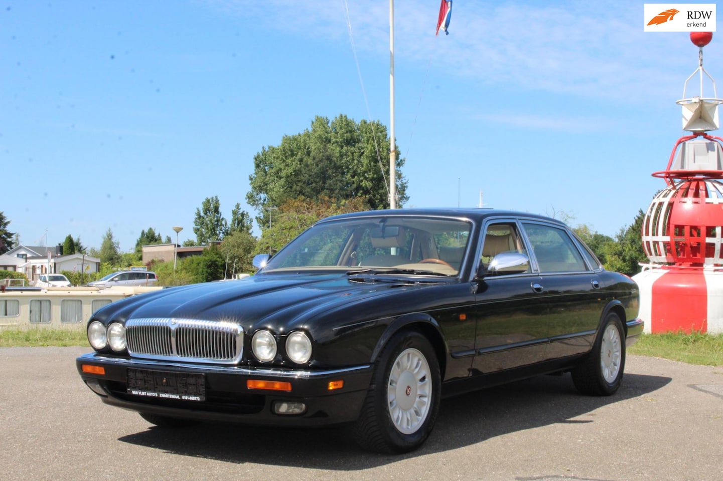 Daimler 4.0 - 4.0 SIX *1e EIG !! *NIEUWSTAAT *PAPIEREN AANWEZIG - AutoWereld.nl