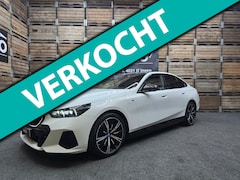BMW 5-serie - 550e xDrive M Sport Pro Innovatie Pano HUD Carbon VCP 360 20"LM