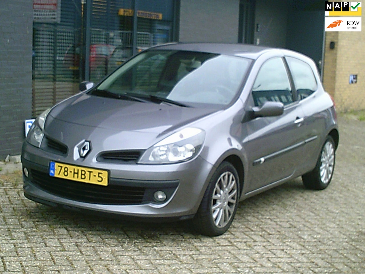 Renault Clio - 1.2 TCE Dynamique S Airco Navi LM-V Cruise Leder Pdc - AutoWereld.nl