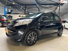 Peugeot 107 - 1.0-12V XS/Airco/Nieuw koppelinsplaten/Apk nieuw/2x sleutels