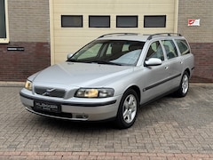 Volvo V70 - 2.4 Comfort Line Perfect ondh.|Clima|Cruise|NWE distributie