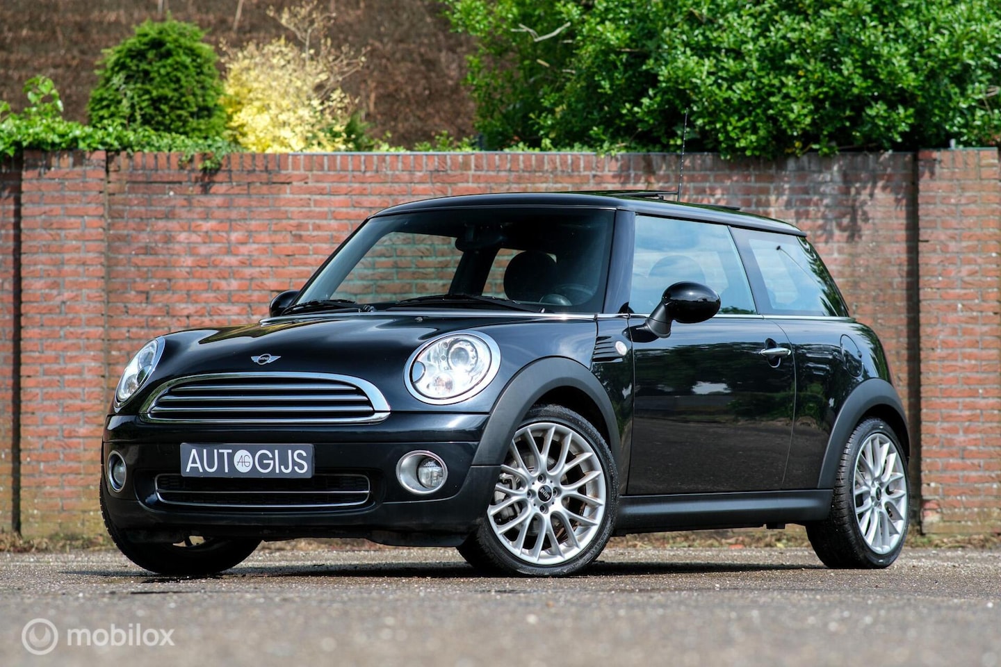 MINI Cooper - Mini 1.6 | Xenon | Panoramadak | Exclusieve audio | nieuwe APK | Zeer nette auto | Stoelve - AutoWereld.nl
