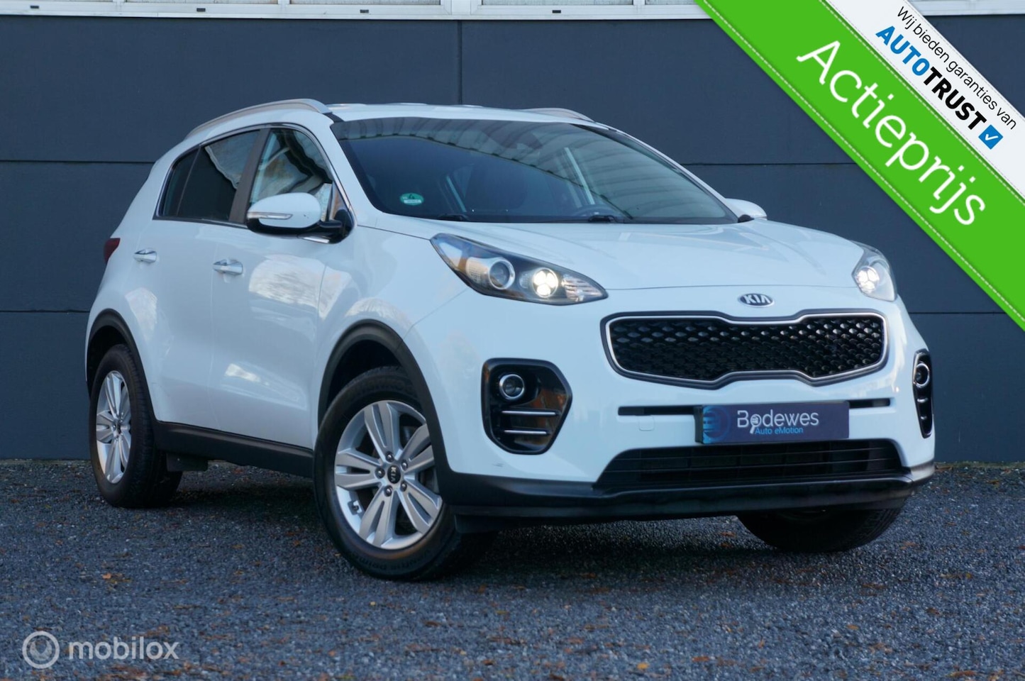 Kia Sportage - 1.6 GDI DynamicLine Leder Pakket Navi Cam Apps! - AutoWereld.nl