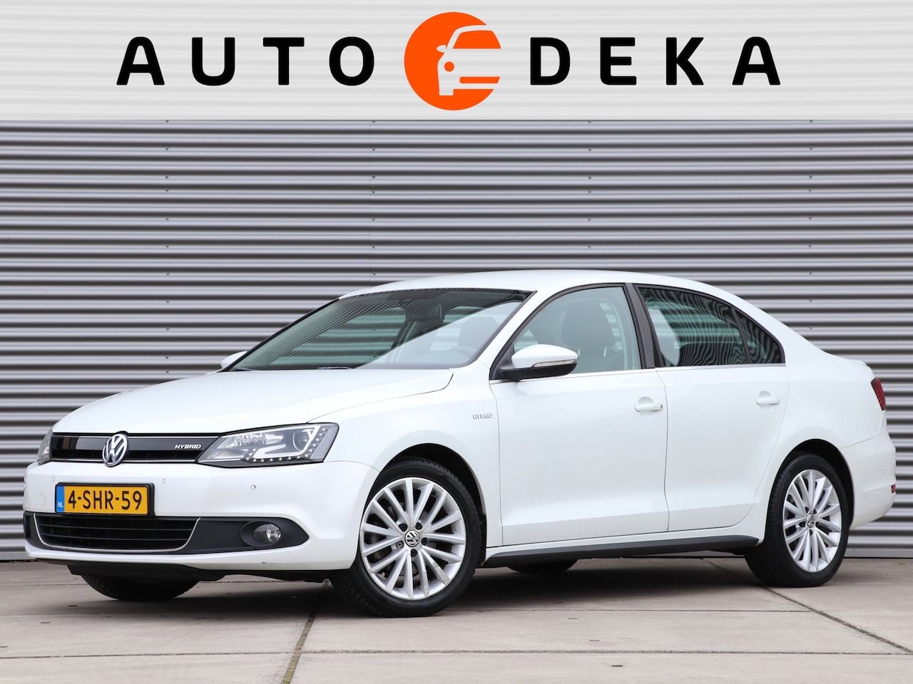 Volkswagen Jetta - 1.4 TSI Hybrid Highline Automaat *Parelmoer*Navigatie* - AutoWereld.nl
