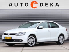 Volkswagen Jetta - 1.4 TSI Hybrid Highline Automaat *Parelmoer*Navigatie