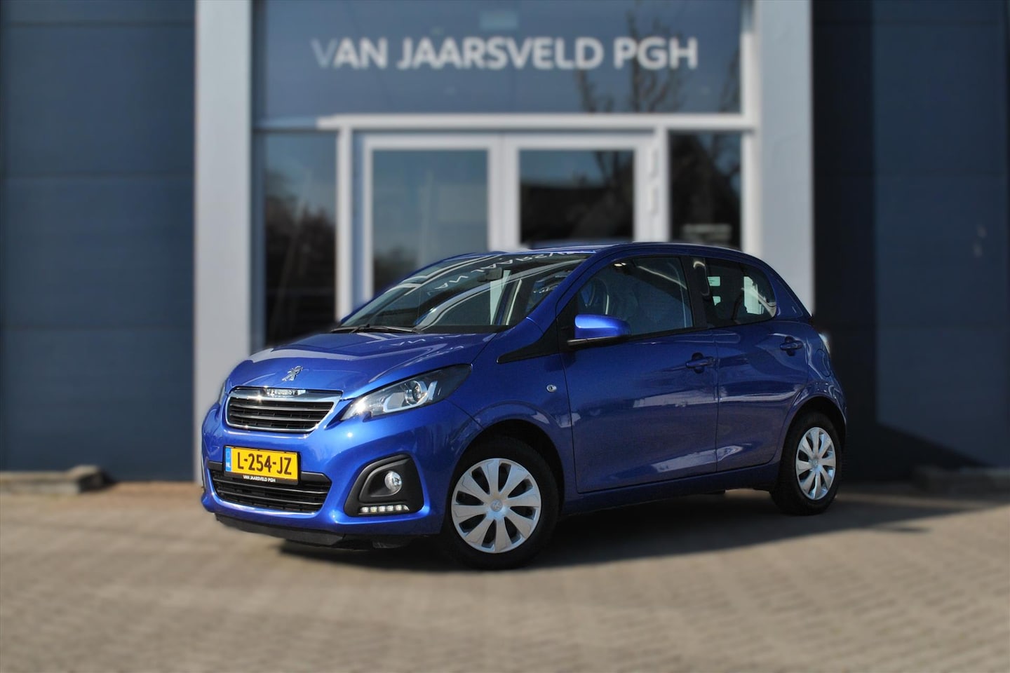 Peugeot 108 - 5drs Active 1.0 e-VTi 72pk Airco - AutoWereld.nl