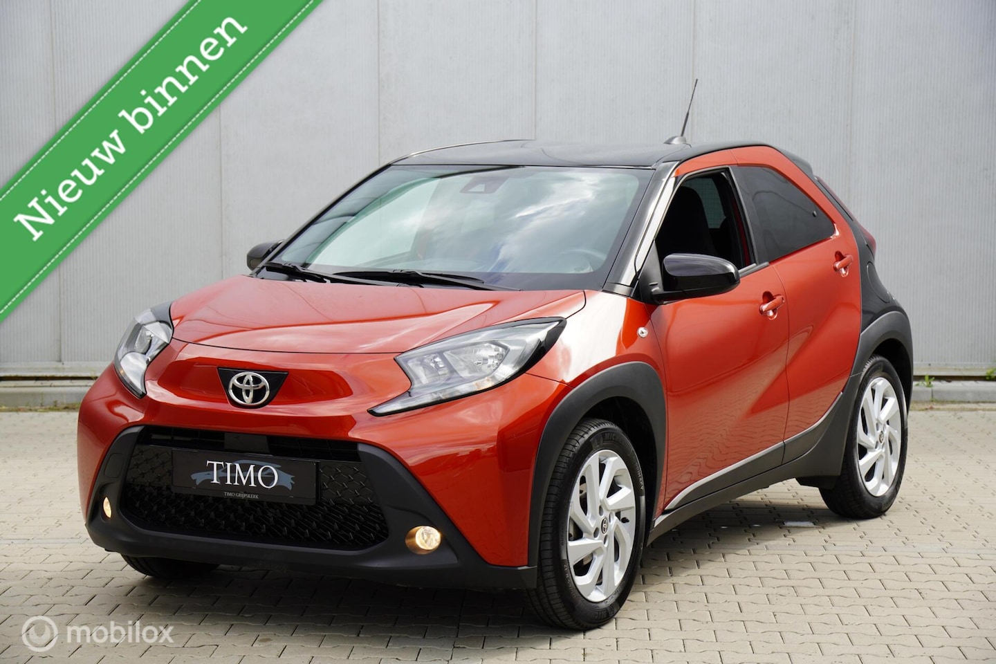 Toyota Aygo X - 1.0 VVT-i S-CVT AUTOMAAT 17.049 KM - AutoWereld.nl