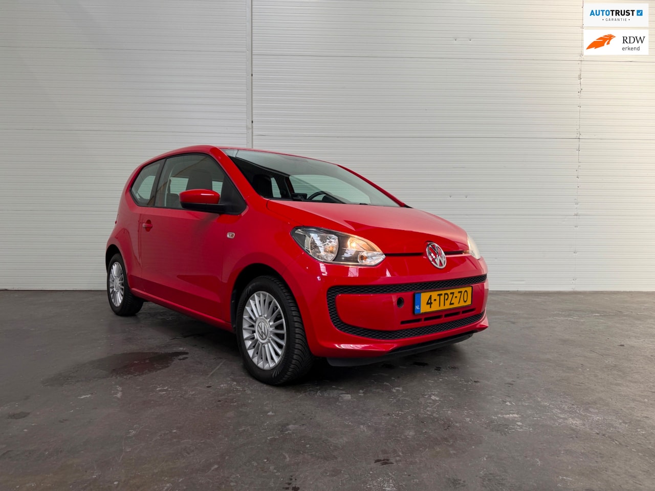 Volkswagen Up! - 1.0 move up! LMV 15 inch / airco / - AutoWereld.nl