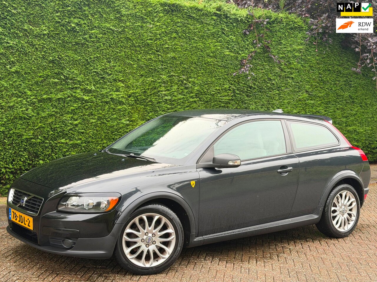 Volvo C30 - 1.8 Sport RIJDGOED/LEER/PDC/AIRCO/CRUISE/APK 9-26 - AutoWereld.nl