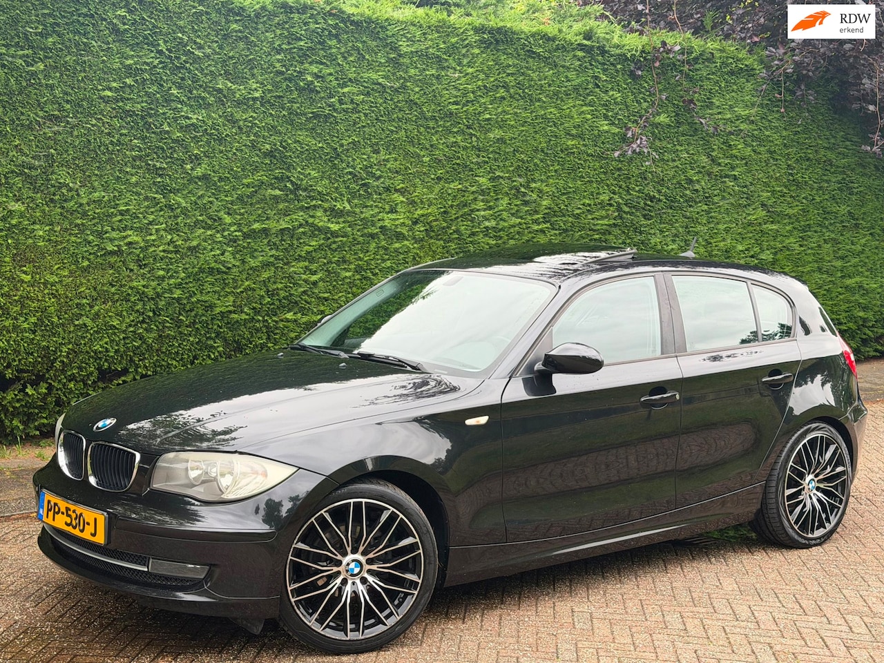 BMW 1-serie - 116i OPENDAK/NAVI/PDC/S-VRMN//6BAK/APK 10-26 - AutoWereld.nl