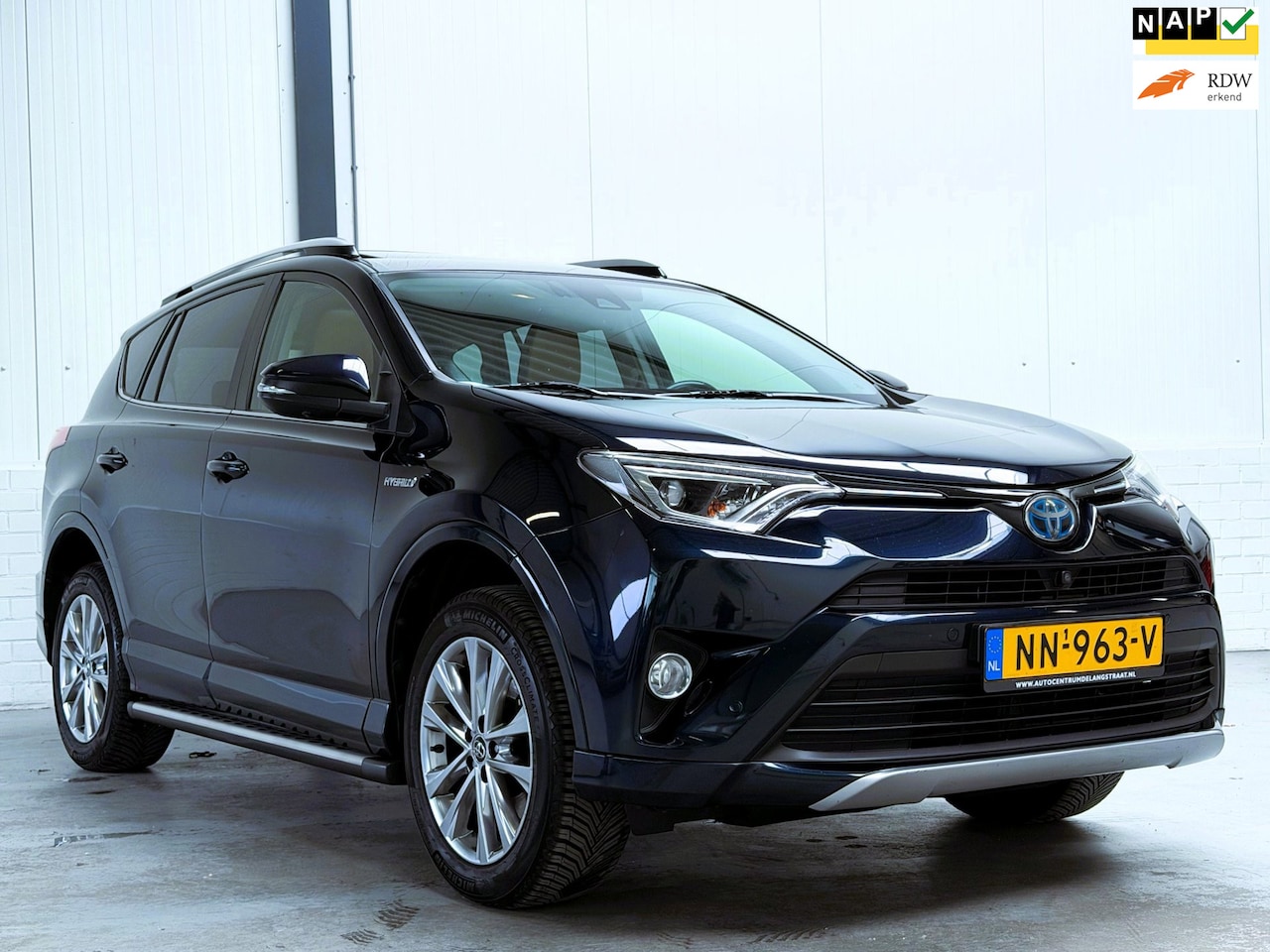 Toyota RAV4 - 2.5 Hybrid Executive|Leder|Dealer O.H.|Carplay|Camera - AutoWereld.nl