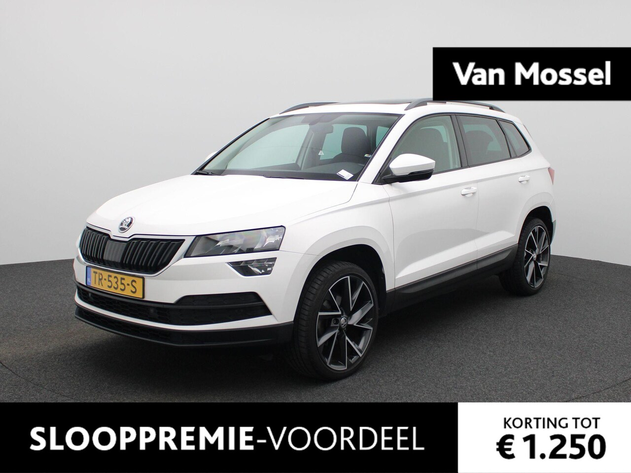Skoda Karoq - 1.5 TSI ACT Ambition Business | Apple Carplay / Android Auto | Panoramadak | Stoelverwarmi - AutoWereld.nl