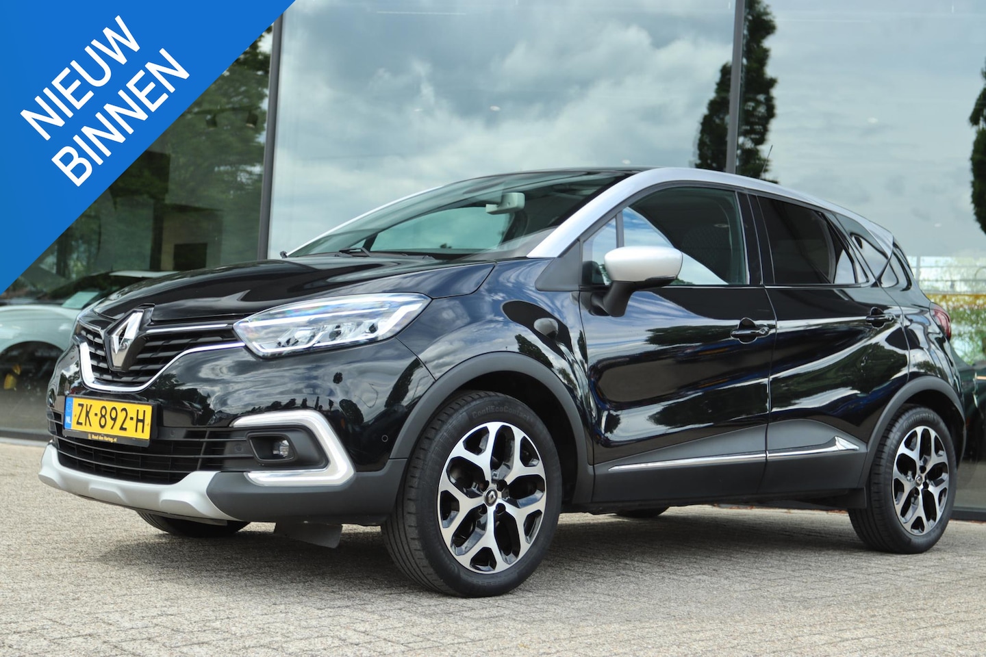Renault Captur - 1.3 TCE INTENS AUT. | PANO | TREKHAAK | CAMERA | NAVI | LED | KEY-LESS - AutoWereld.nl