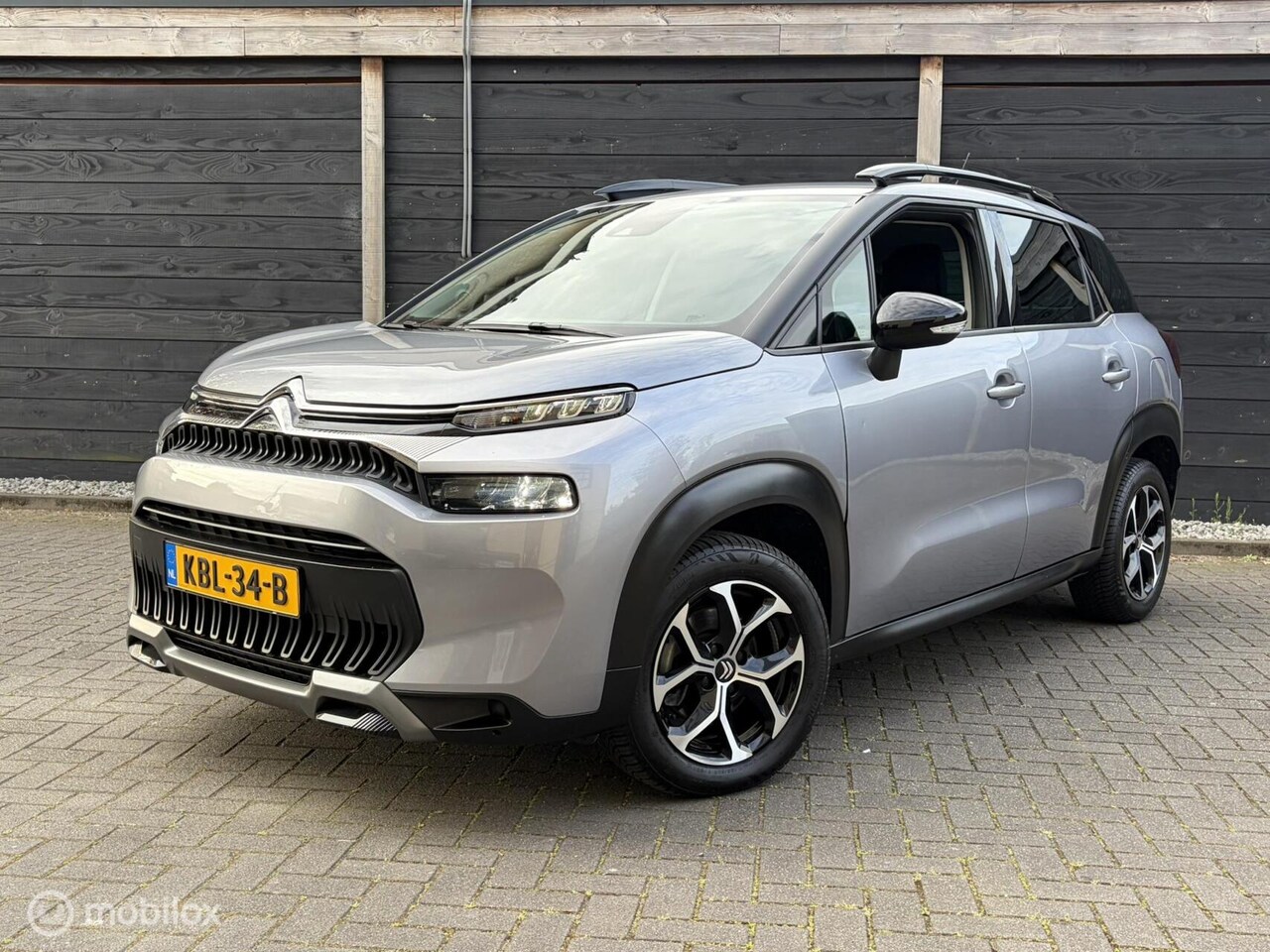 Citroën C3 Aircross - 1.2 110 PK FM nav / Cruise / LM / Privacy glass / 17.740 KM!!! - AutoWereld.nl
