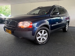 Volvo XC90 - 2.5 T | 7 Persoons | Carplay | Leder | Trekhaak | PDC | Nieuwe APK |