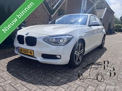 BMW 1-serie - 116i Upgrade Edition LEER NAVIGATIE