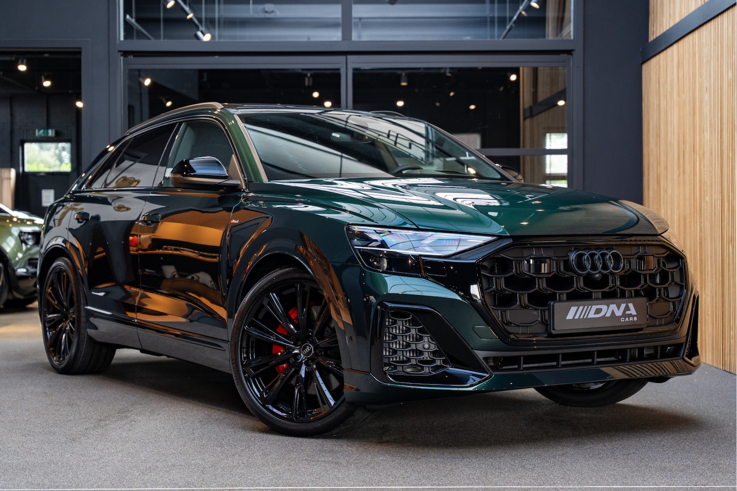 Audi Q8 - 60 TFSI e Massage Pano B&O Verde Zeltweg 60 TFSI e quattro Pro Line S Competition - AutoWereld.nl