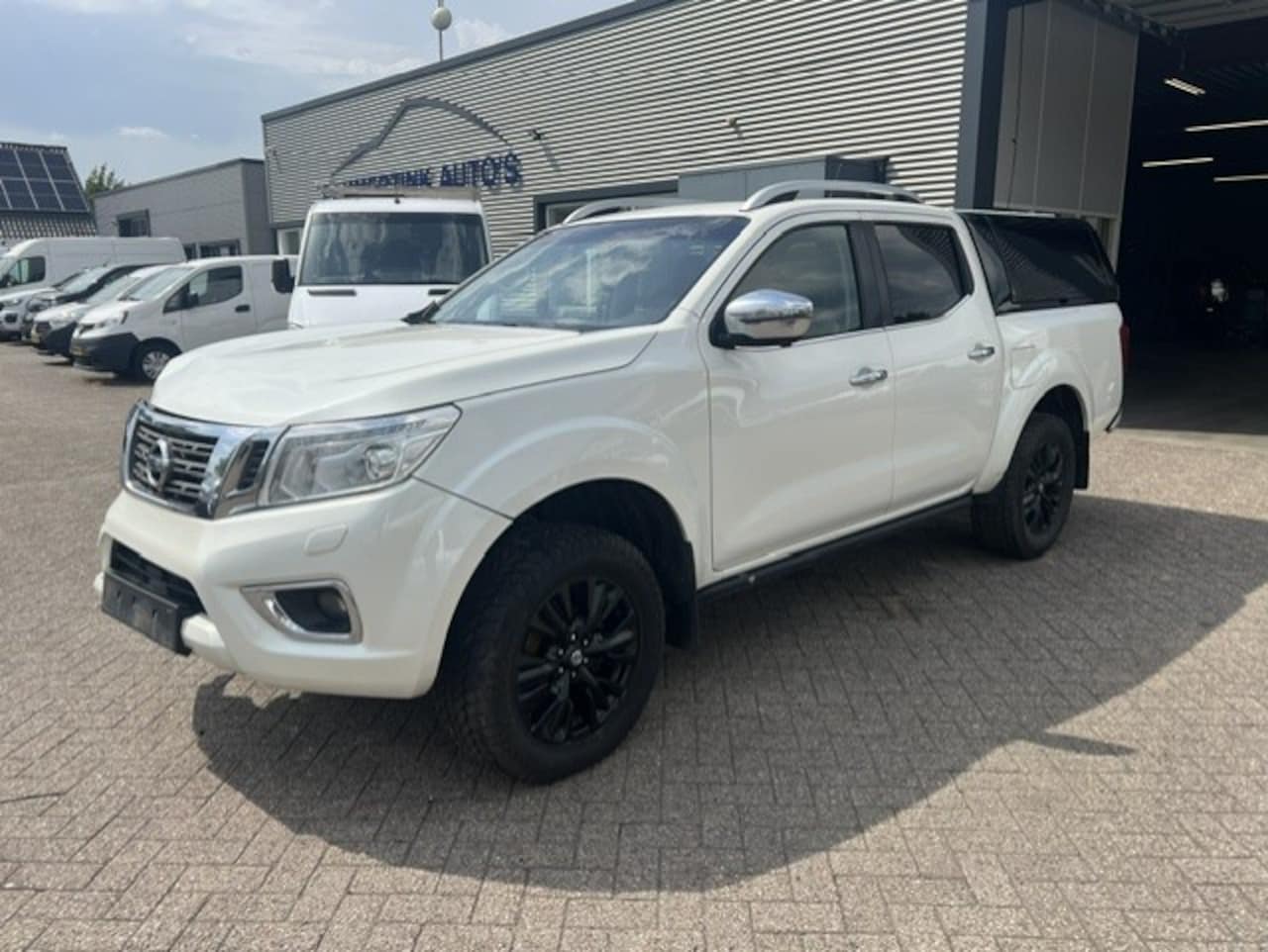 Nissan Navara - 2.3 dCi 140kw Double Cab aut. 4wd KLIMA EURO6 - AutoWereld.nl