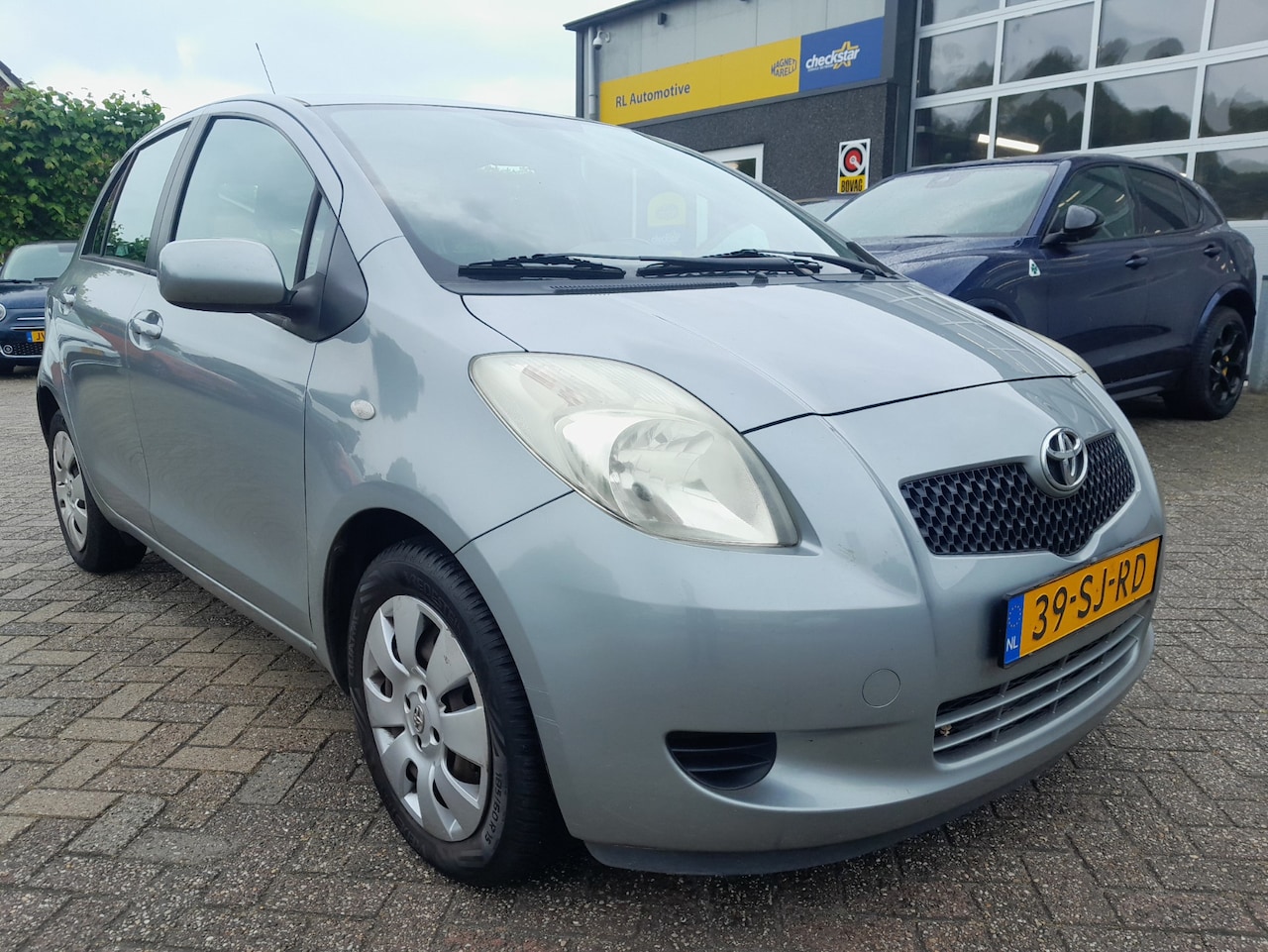 Toyota Yaris - 1.3 VVTi Sol - Airco - NAP - AutoWereld.nl
