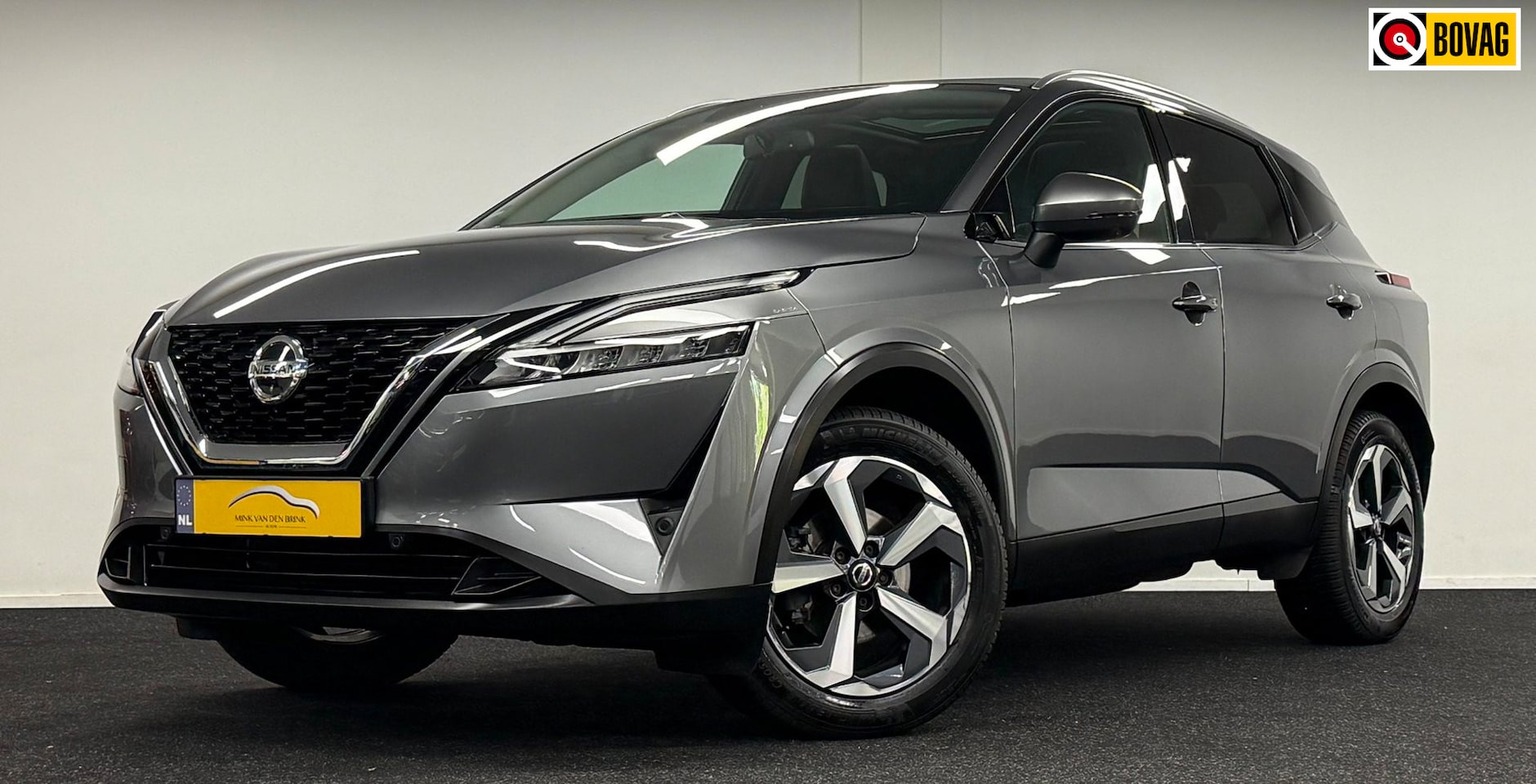 Nissan Qashqai - 1.3 MHEV Xtronic Premiere Edition*Trekhaak*Panodak*Navi*Camera* - AutoWereld.nl