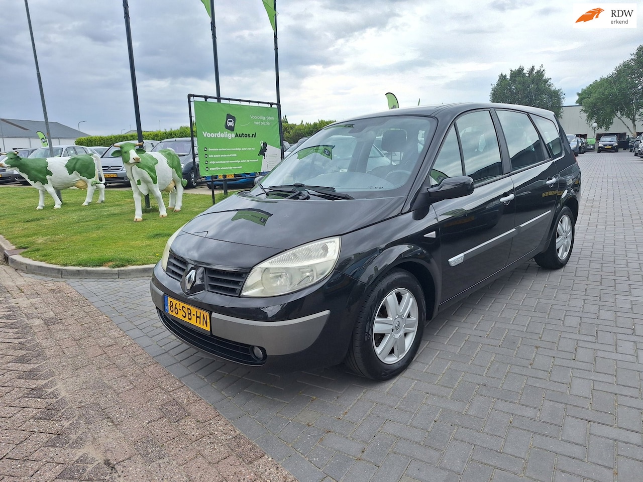Renault Grand Scénic - 2.0-16V Tech Line / 7- peesoons / AUTOMAAT / Keurige auto - AutoWereld.nl