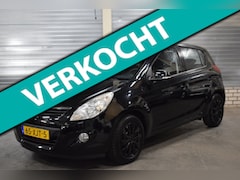 Hyundai i20 - 1.2i Plus /CLIMATE CONTROL/PARKEERSENSOREN/TREKHAAK/BLEUTOOTH