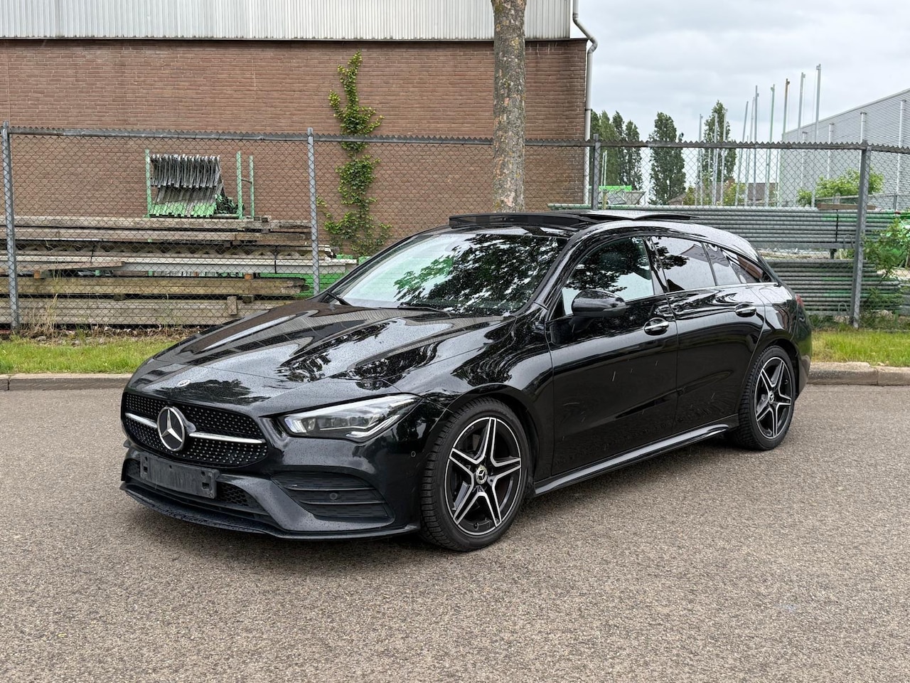 Mercedes-Benz CLA-klasse Shooting Brake - 200 d AMG Line 200 d AMG Line - AutoWereld.nl
