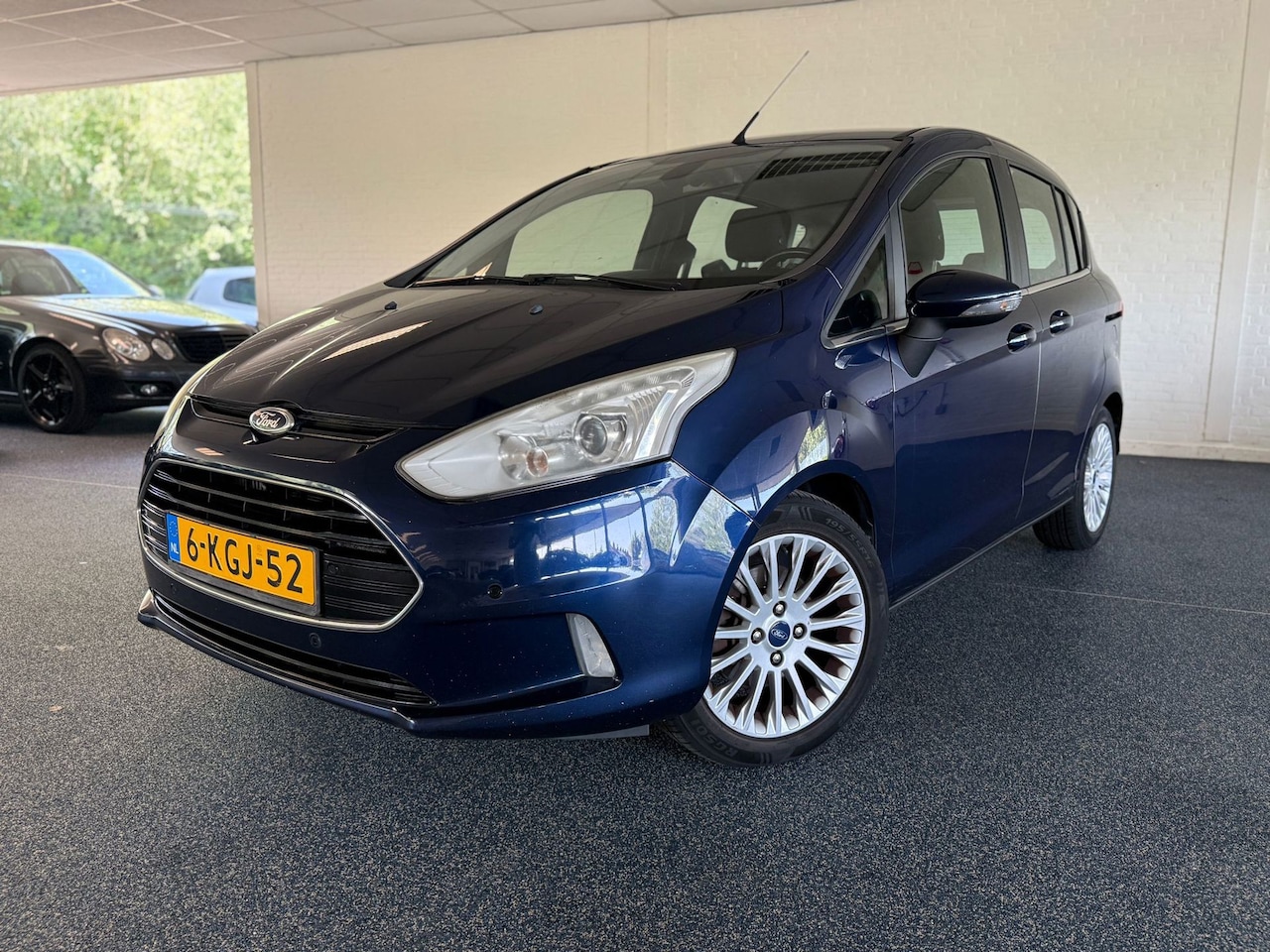 Ford B-Max - 1.0 EcoBoost Titanium | Trekhaak | Airco | LMV | Parkeersensoren | Cruise Control | Climat - AutoWereld.nl
