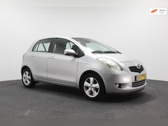Toyota Yaris - 1.3 VVTi Luna | Climate control | Elektrische ramen | Sportvelgen | Parkeersensoren