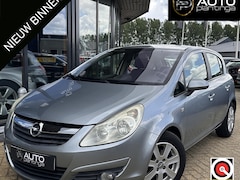 Opel Corsa - 1.4-16V Cosmo 101PK | NL AUTO | Airco | Cruise Control | Lichtmetalen Velgen | 5 Deurs | 2