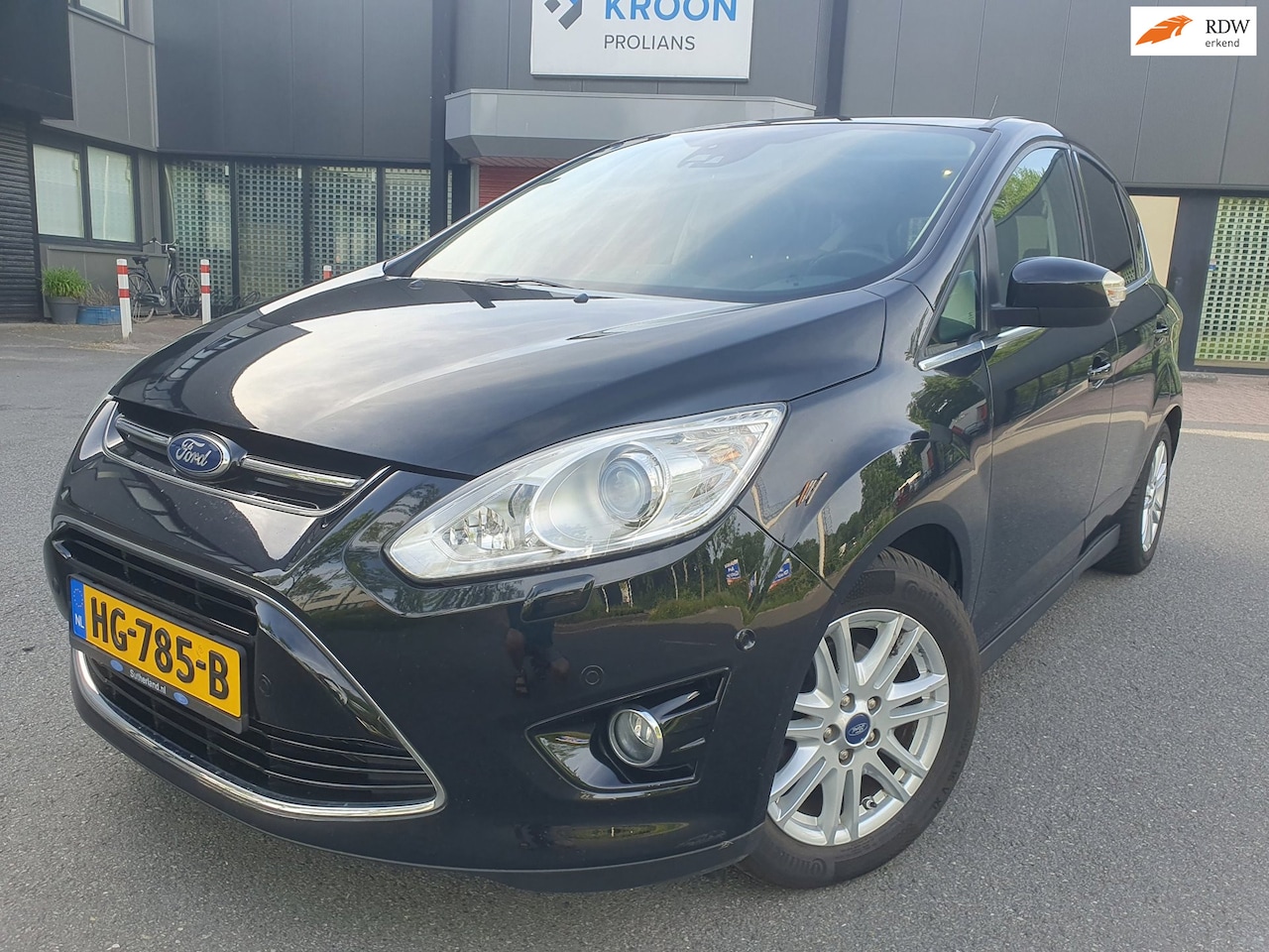 Ford C-Max - 1.0 Edition Plus | 125 pk | Panorama | Leder | Navi | APK 11/2026 - AutoWereld.nl