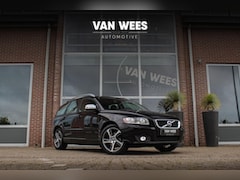 Volvo V50 - 2.0 Kinetic | NL auto | 3e eigenaar | Xenon | Stoelverwarming | Cruise control | Navigatie