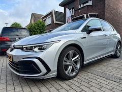 Volkswagen Golf - 1.5 ETSI 2x R-LINE BNS+ DSG AUTOMAAT