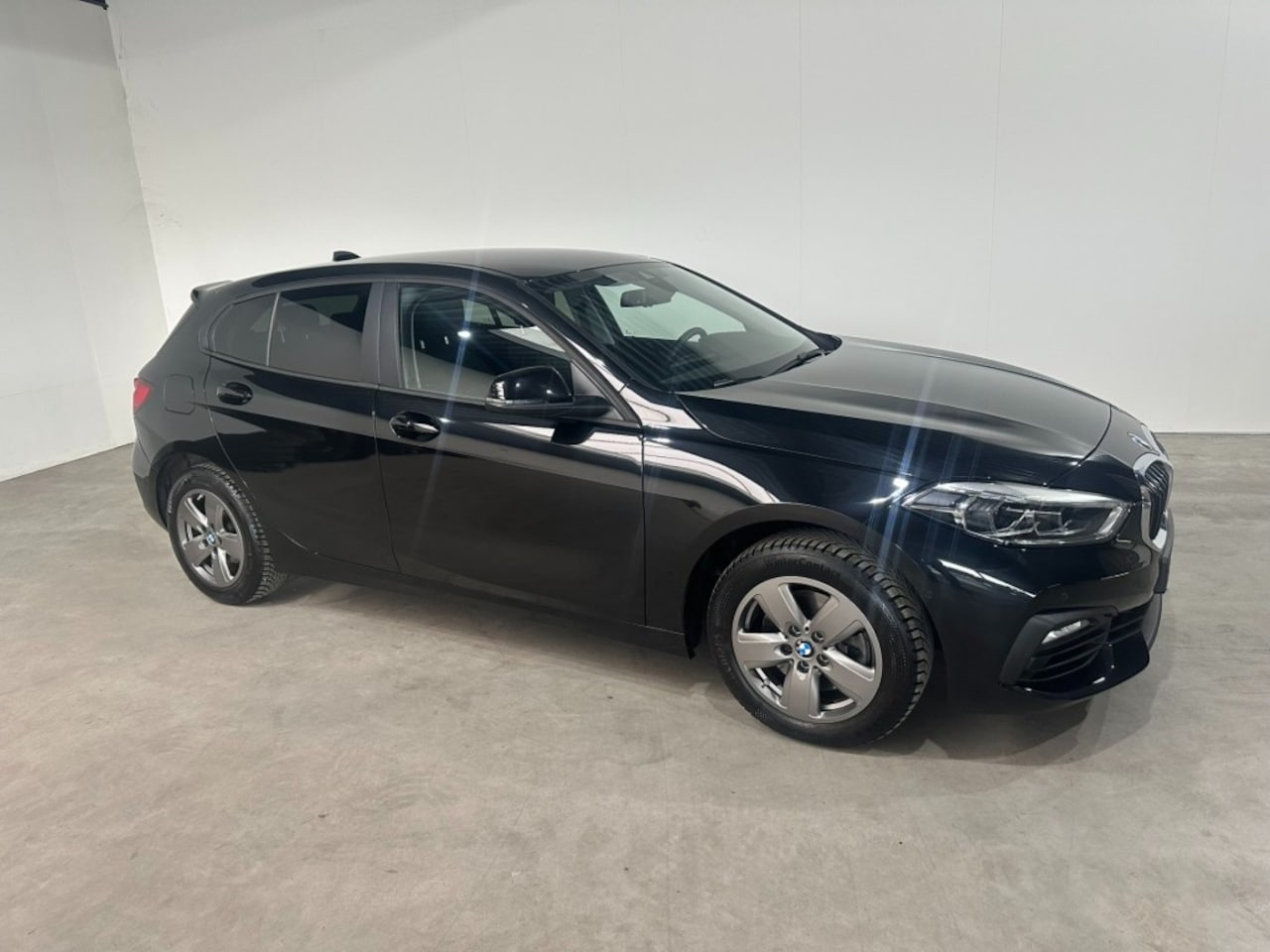 BMW 1-serie - 118i 118i, Navigatie, PDC, 136 PK, Tel. Stoelverwarming, - AutoWereld.nl