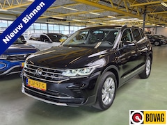 Volkswagen Tiguan - 1.5 TSI Elegance -150pk- Automaat | Trekhaak | IQ LED | Camera | Rijklaarprijs incl. 1 jaa