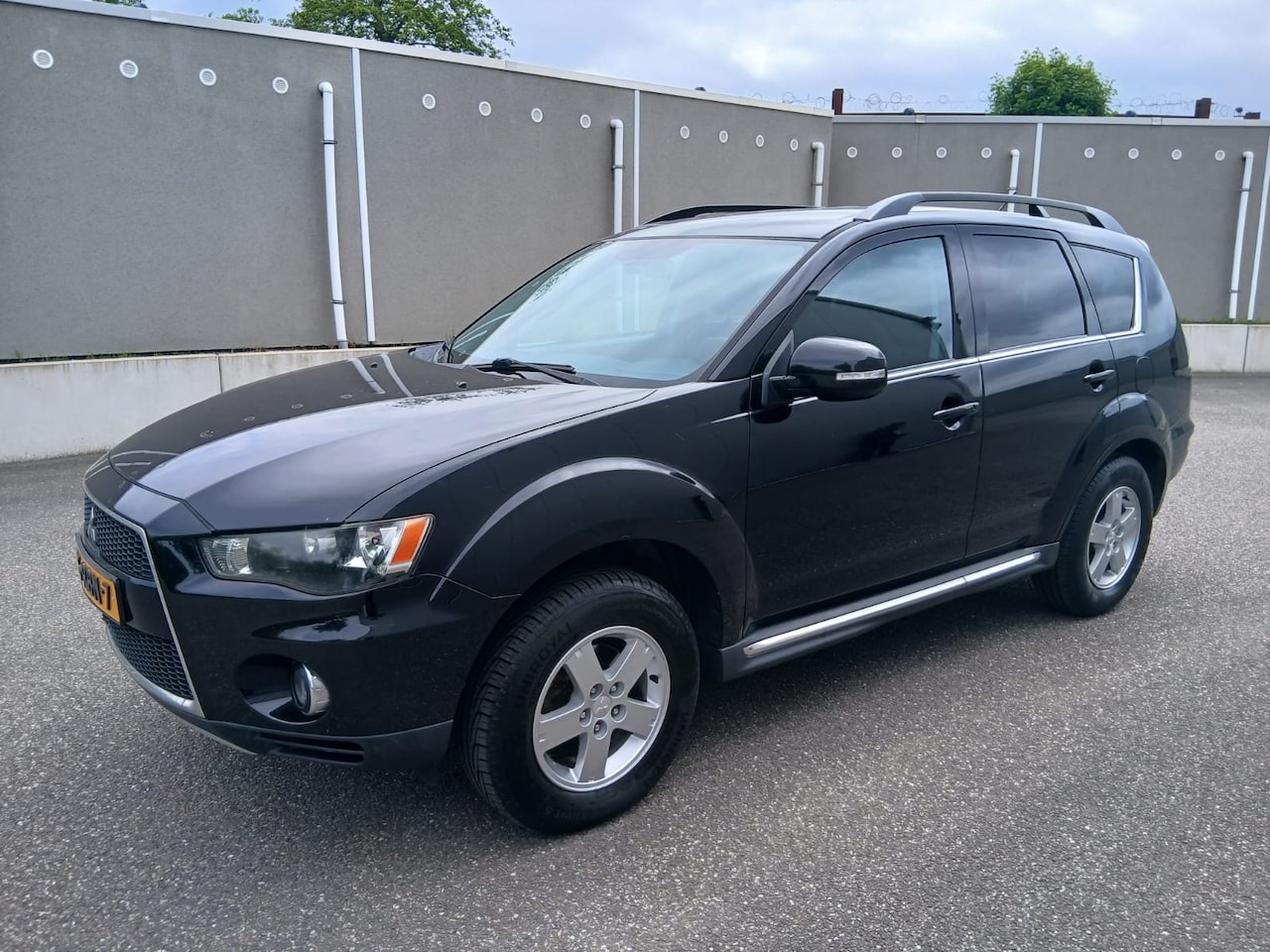Mitsubishi Outlander - 2.0 Intro Edition 2.0 Intro Edition - AutoWereld.nl