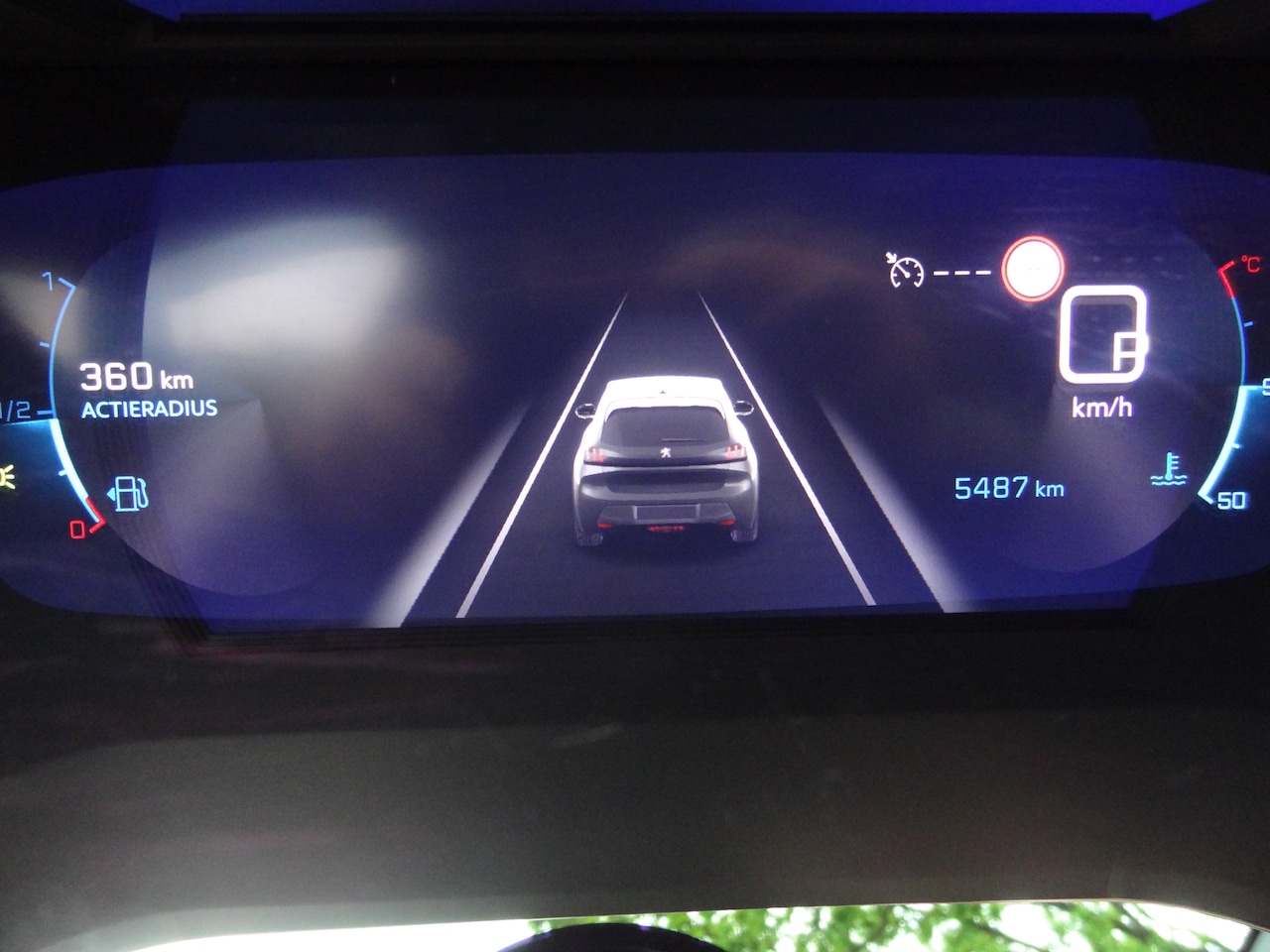Peugeot 208 - 1.2 PureTech Allure Pack 5453km ! Stoelverw Carplay Camera Radar Pdc Digital dashbord Led Licht