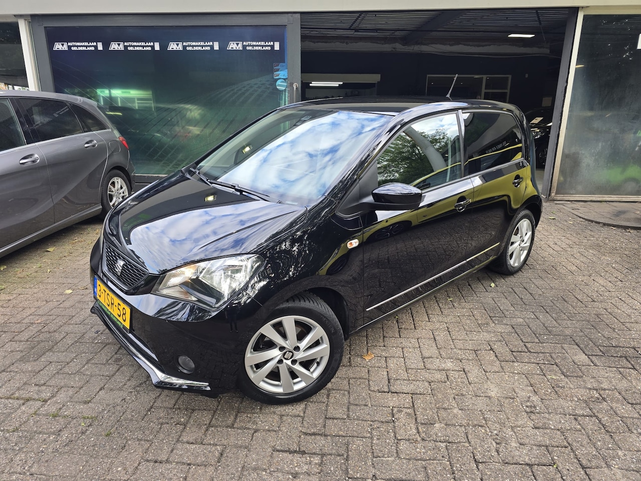 SEAT Mii - 1.0 Sport Dynamic | 1E EIGENAAR | 12MND GARANTIE | STOELVERWARMING | CRUISE | LMV | AIRCO - AutoWereld.nl