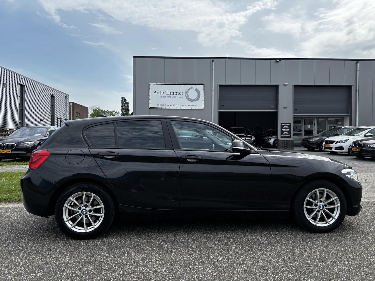 BMW 1-serie - 118i Corporate Lease Executive AUTOMAAR SCHUIFDAK SUPER MOOIE AUTO!!! - AutoWereld.nl