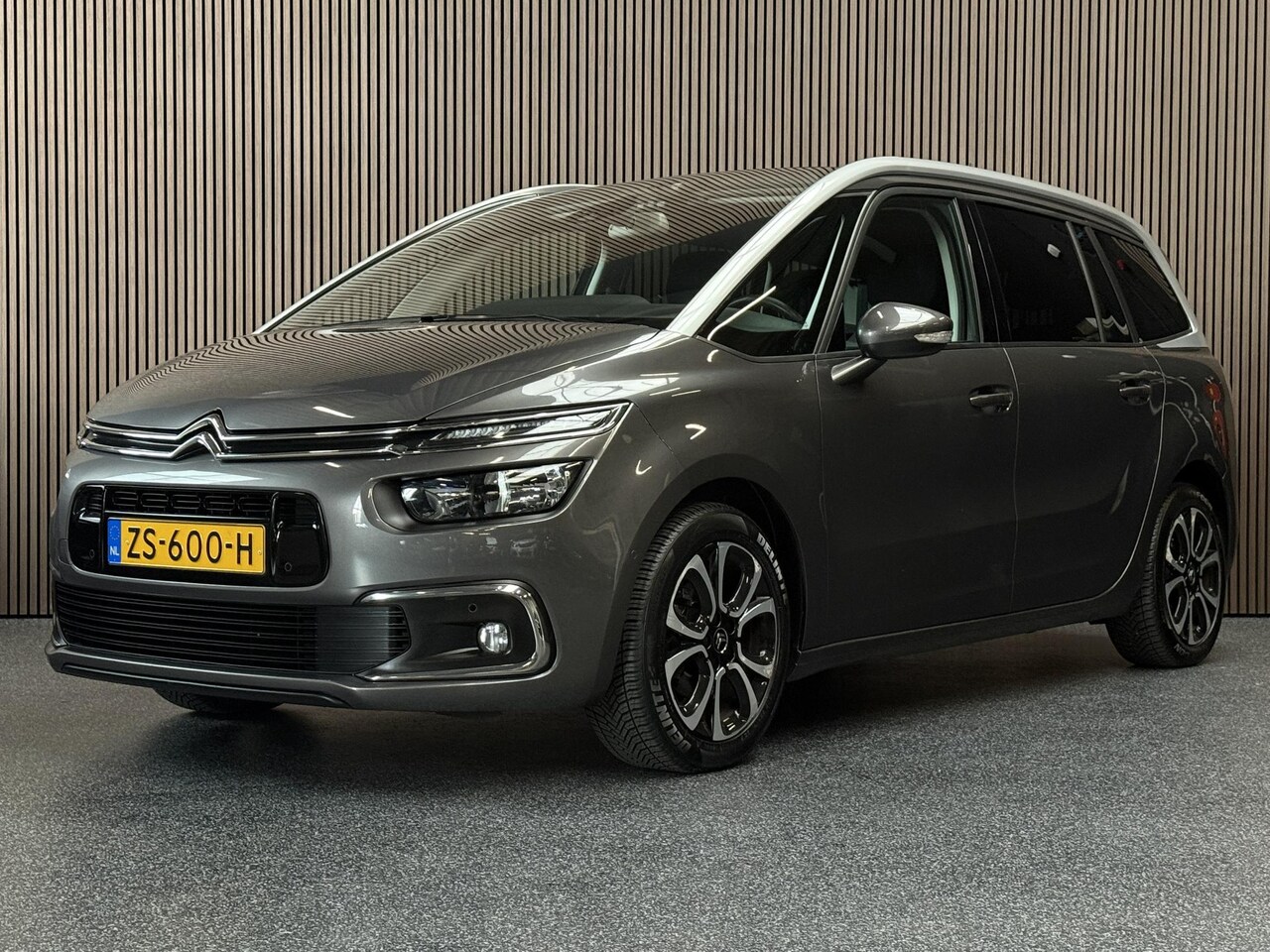 Citroën Grand C4 SpaceTourer - 1.2 PureTech Business | Camera | Carplay | Riem vervangen - AutoWereld.nl