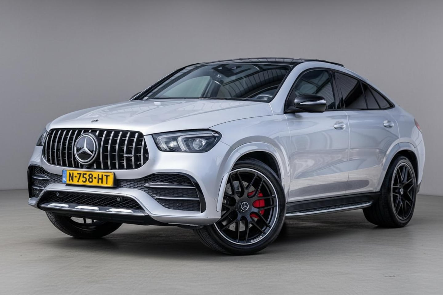 Mercedes-Benz GLE-Klasse Coupé - AMG 53 4MATIC+ Pano|Burmester|Luchtvering|Trekhaak|Memory|ACC|Camera|Dealeronderhouden - AutoWereld.nl