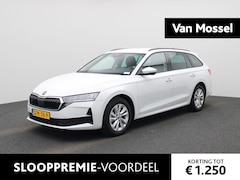 Skoda Octavia Combi - 1.5 TSI MHEV Business Edition Metallic lak | Donker getint glas achter | Travel Assist Pak