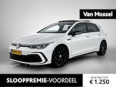 Volkswagen Golf - 1.5 eTSI R-LINE | PANORAMADAK | BLACK OPTIEK | 18 INCH LICHTMETALEN VELGEN | STUUR & STOEL