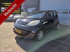 Peugeot 107 - 1.0-12V XS