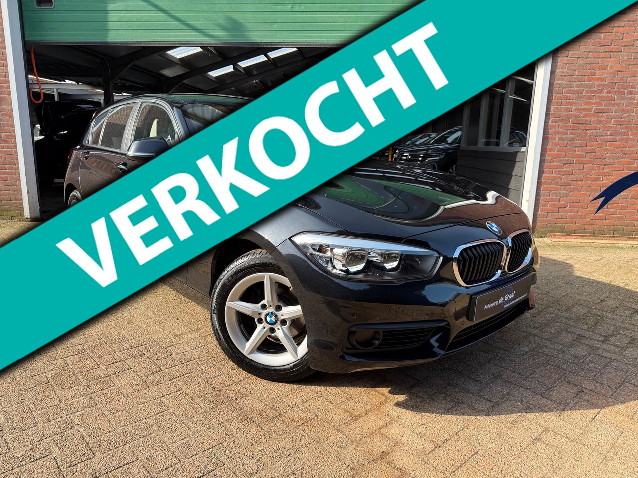 BMW 1-serie - 118i Executive|AUTOMAAT/CRUISE/NAVI/LED/LEDER/PDC - AutoWereld.nl